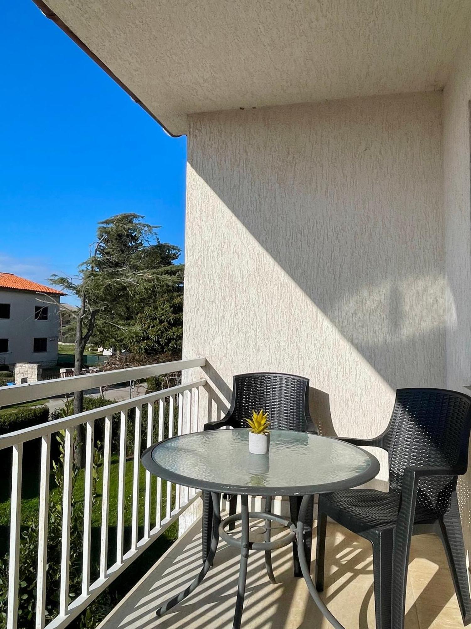 Apartments Valbandon Fažana エクステリア 写真