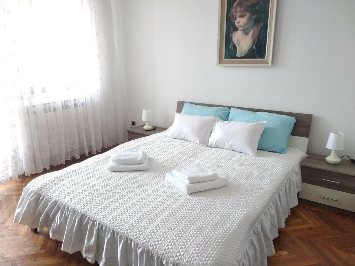 Apartments Valbandon Fažana エクステリア 写真